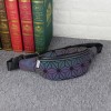 Borseta fashion pe o parte cu model geometric holografic reflectorizant acbd004 Borseta fashion pe o parte cu model geometric holografic reflectorizant acbd004