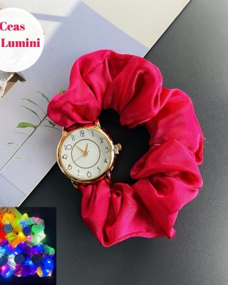 Ceas Dama Elegant cu led si funda roz aprins  fluorescenta cu becuri intermitente  CDGV025