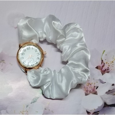 Ceas Dama Elegant cu led si funda alba cu becuri intermitente  CDGV027