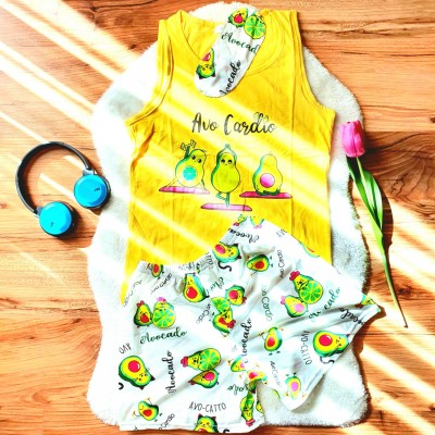 Pijama Dama cu Masca de dormit Maiou si Pantaloni Scurti Avocado Galben PJD024