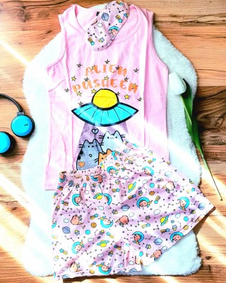Pijama Dama Roz cu Masca de dormit Maiou si Pantaloni Scurti Cats PJD031 Pijama Dama Roz cu Masca de dormit Maiou si Pantaloni Scurti Cats PJD031