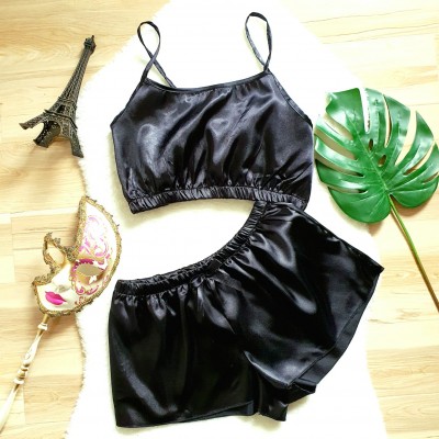 Pijama neagra dama din satin cu maiou si pantaloni scurti PJD035