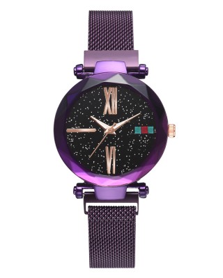 Ceas Dama Casual cu bratara magnetica si cadran cu picatele Purple QUARTZ CDQZ009 Ceas Dama Casual cu bratara magnetica si cadran cu picatele Purple QUARTZ CDQZ009