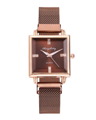 Ceas Dama Elegant Maro metalic cu cadran patrat QUARTZ CDQZ052 Ceas Dama Elegant Maro metalic cu cadran patrat QUARTZ CDQZ052