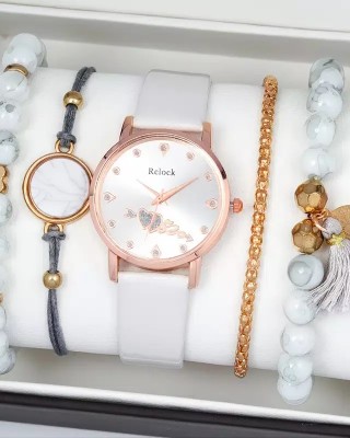 Ceas Dama Luxury  auriu cu inimioare si  bratara alba  CDQZ124