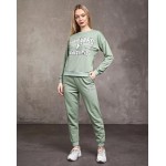 Trening Dama sport casual verde fistic compus din bluza scurta si pantaloni de trening cu talie inalta TND072