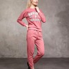 Trening Dama sport casual roz compus din bluza scurta si pantaloni de trening cu talie inalta TND072