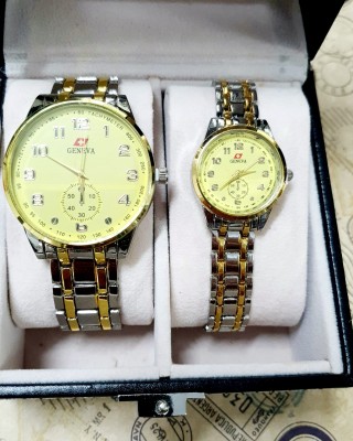 Set 2 Ceasuri pentru Cupluri Geneva cu bratara metalica argintiu cu auriu si cadran galben + Cutie Cadou SBD10