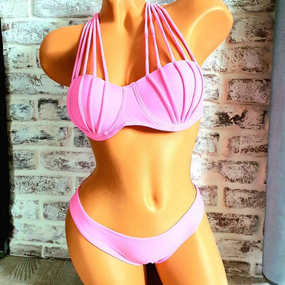 Costum de Baie roz din doua piese cu sutien scoica push up cu bretele decorative CBD002 Costum de Baie roz din doua piese cu sutien scoica push up cu bretele decorative CBD002