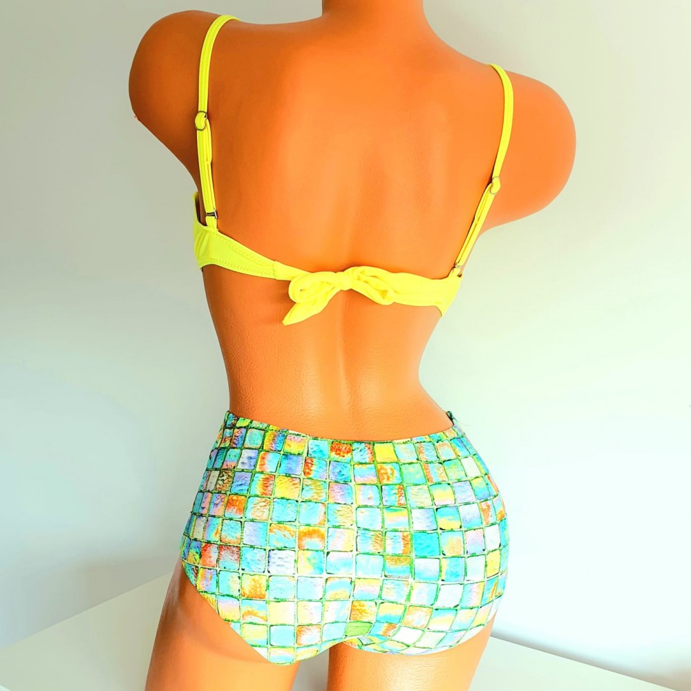 Costum de Baie din doua piese cu sutien galben balconette cu push up bretele detasabile slip cu multicolor cu talie inalta CBD024 Costum de Baie din doua piese cu sutien galben balconette cu push up bretele detasabile slip cu multicolor cu talie inalta CBD024