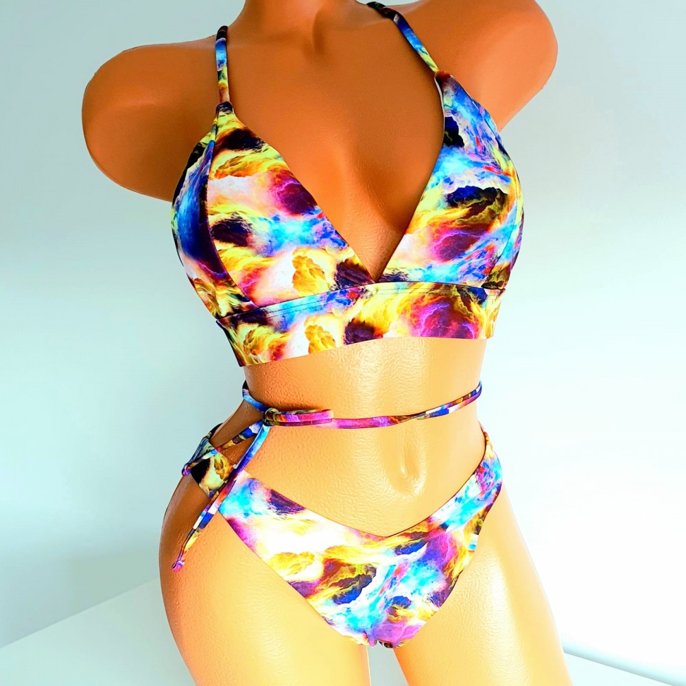 Costum de Baie din doua piese cu sutien cu cupe bretele detasabile care se inchid in x slip normal CBD025 Costum de Baie din doua piese cu sutien cu cupe bretele detasabile care se inchid in x slip normal CBD025